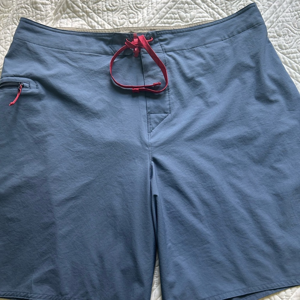 Patagonia Men's Blue Board Shorts with Red Drawstring